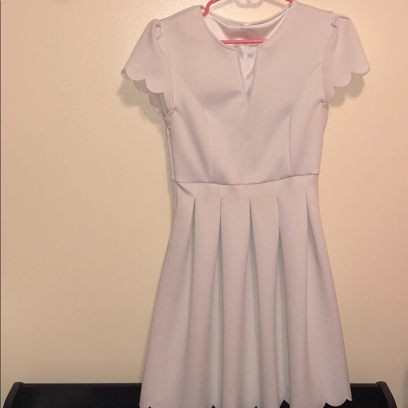 SHEIN Dresses & Skirts - ❤️3 for $13❤️ White Ruffled Dress